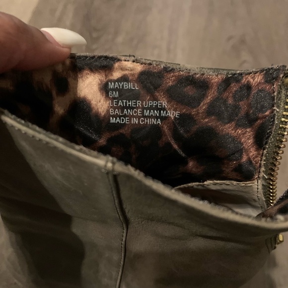 Betsey Johnson Maybill Boots - Picture 7 of 7